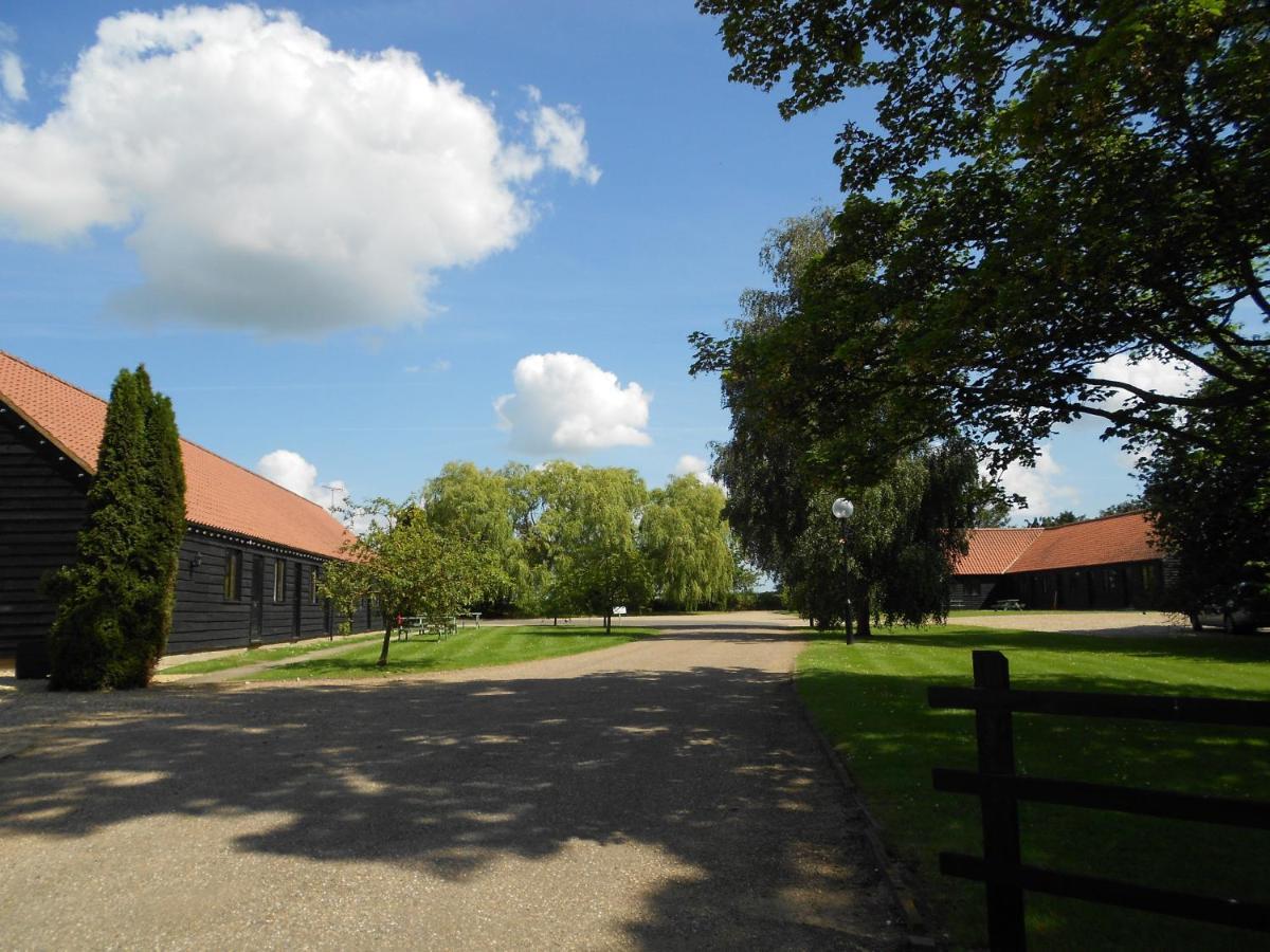 The Farmhouse At Fincham Eksteriør billede